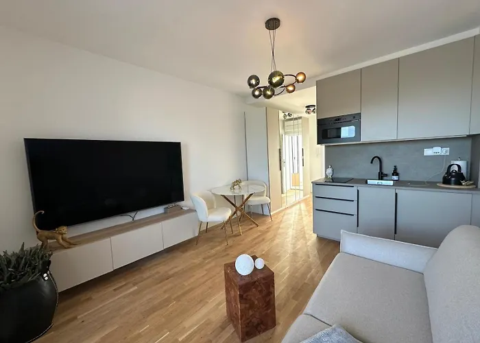 Greenview * Sajdikove Humence